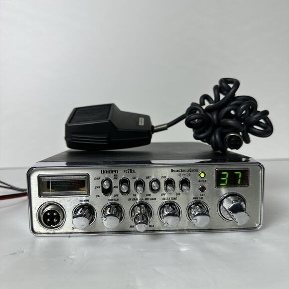 Uniden PC78LX 40 Channel Mobile Trucker's CB Radio w/mircophone - Picture 1 of 15
